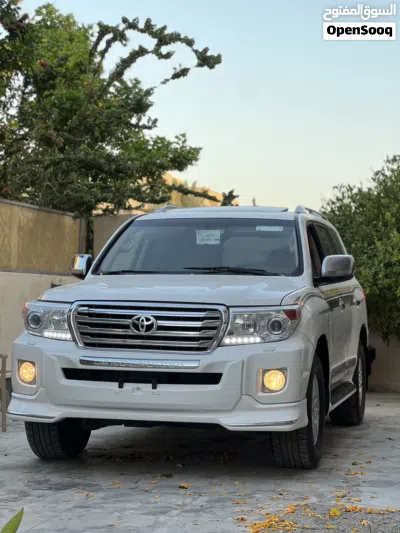 Toyota Land Cruiser VXR 3