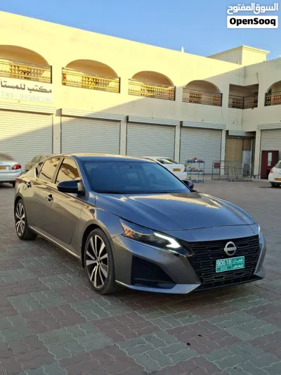 نيسان التيما SR 2
