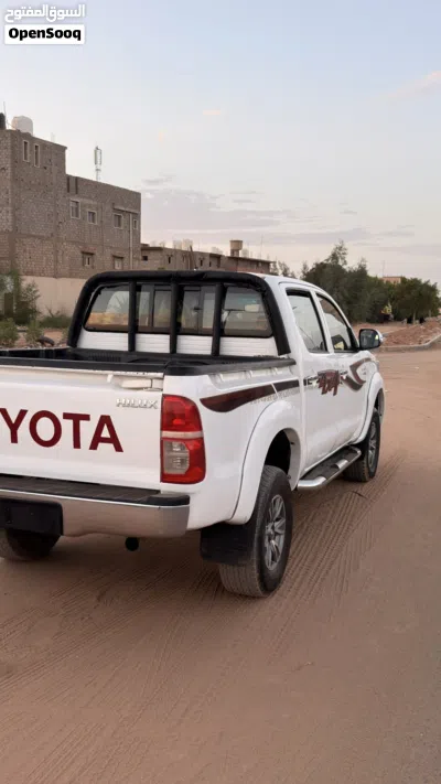 Toyota Hilux GL 3