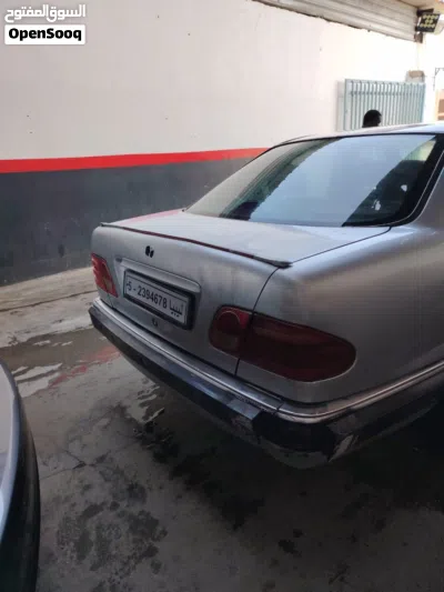 Mercedes Benz CLK-Class CLK 240 2