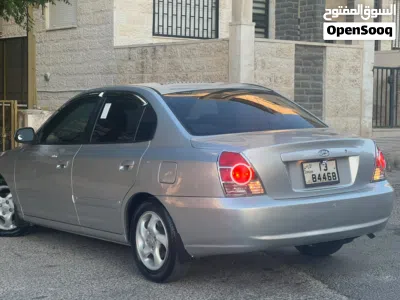 Hyundai Avante Standard 3