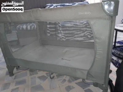 تخت اطفال بحاله الجديد ممتازه 3