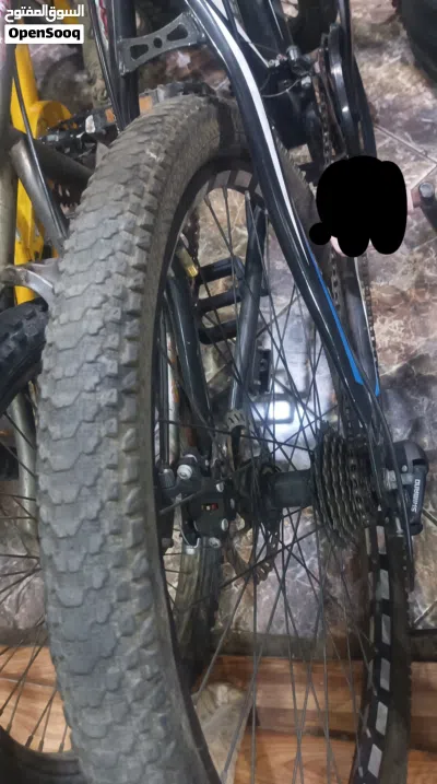 bicycle for sale very good condition all ok cool blue white shad 2