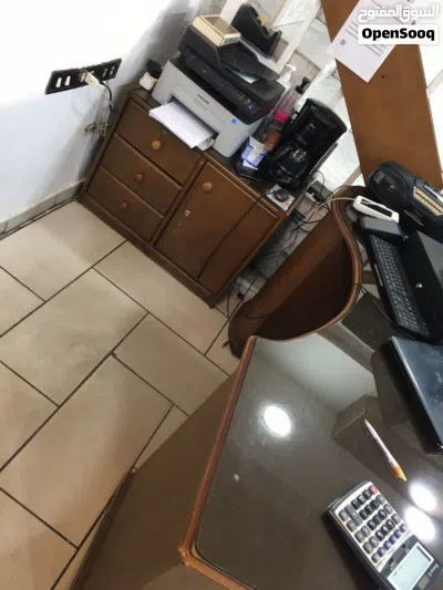 مكتب خشب مع وحده ادراج جانبيه 3
