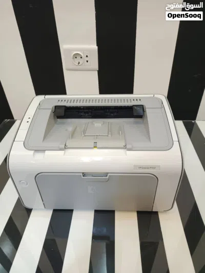 طابعة ليزرية مستعملة بحال الوكالة طباعة اسود حجم مناسب طباعة a4 وشيكات Hp laserjet 1102 2