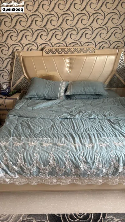 اثاث للبيع بحاله ممتازه 3