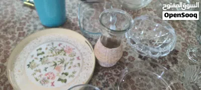 أواني زجاجية اجنبية واغراض اخرى من النوع الثقيل والفخم 2