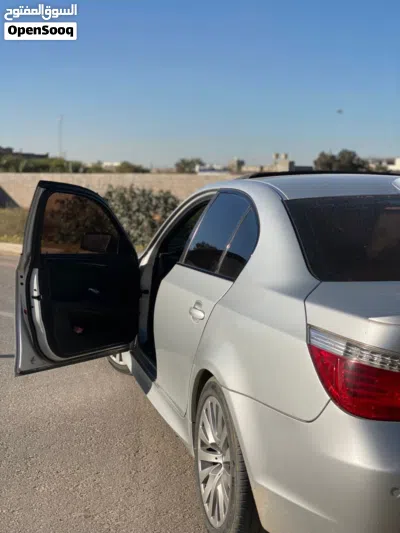BMW 5 Series 528 4