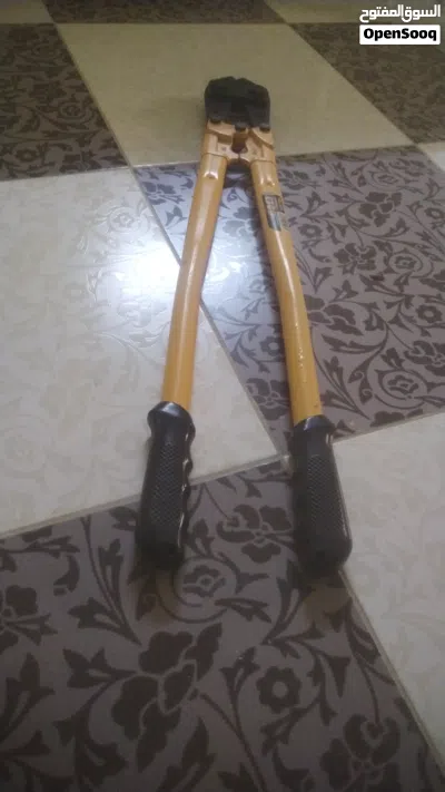 للبيع مقص حديد غير مستخدم يصلح للحديد 2