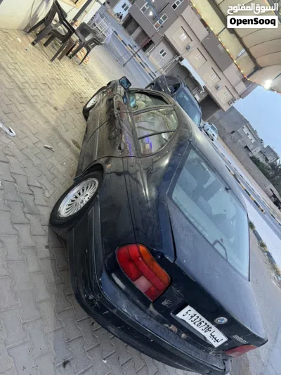 BMW 5 Series 528 4