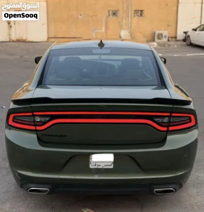 Dodge Charger SXT 3