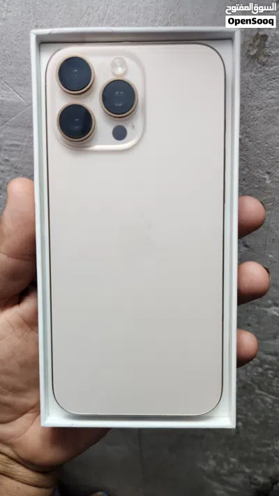 ايفون 16pro max 16 برو ماكس زلغ ما بي جديد لوك نضافه واحد عراق بطاريه 92% نموذج m لون صحراوي 2