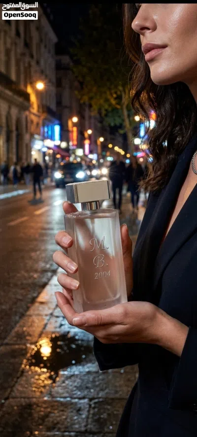 عطر معتق من 20 سنه الزجاج مرصع بلفضه 3