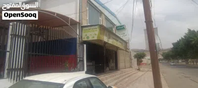 السلام عليكم ورحمة الله وبركاتة اعلان اليوم محلين للايجار دورين في خط متحرك وبسعر مناسب. 2