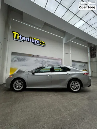 Toyota Camry XLE 4
