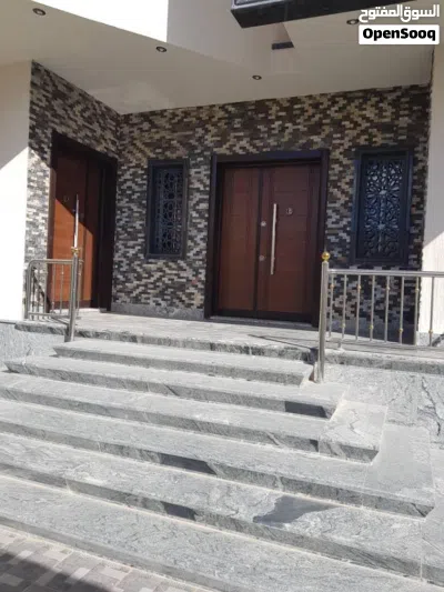 فيلا من بدروم وثلاتة طوابق مع مطابخ جاهزة ومكيفات جديدة 4