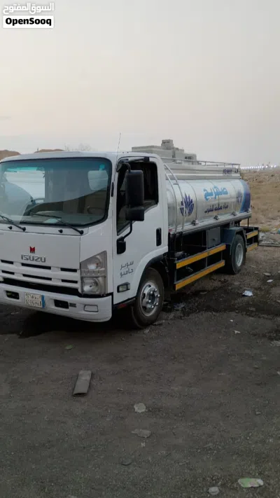وايت ماء صالحه للشرب 6 طن صهريج وايت مويه صغير وايت مياه تحليه وايت ماء شمال الرياض اسرع وايت ماء 3