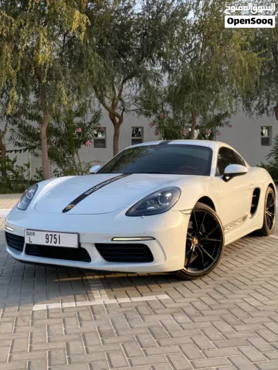 Porsche 718 Cayman 2