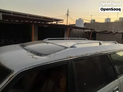 Toyota Crown XLE 2