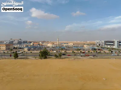 للايجار مقر اداري المساحة (84) 2