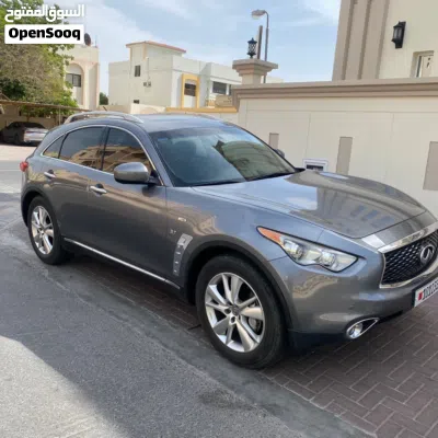 Infiniti QX70 Excellence 3