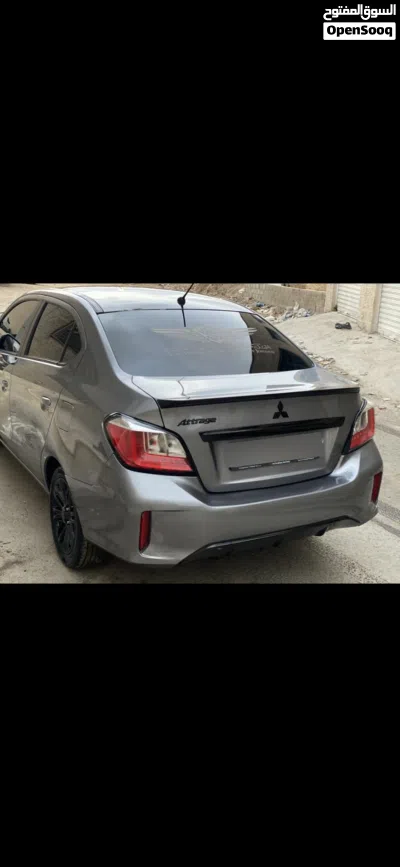 Mitsubishi Attrage GLS 4