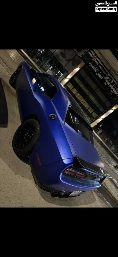 Dodge Challenger SXT 4