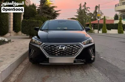 Hyundai Ioniq Standard 2