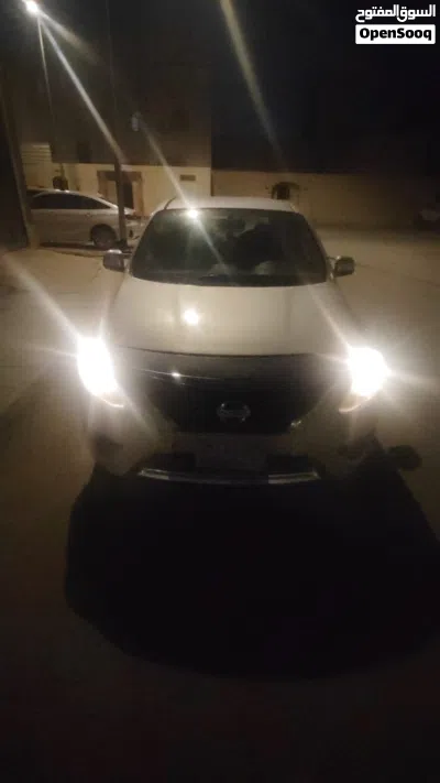 Nissan Sunny SL 3