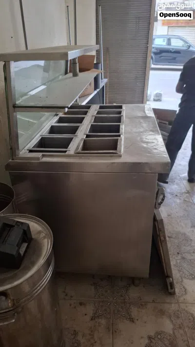 عدت مطعمل للبيع بسعر حرق 3