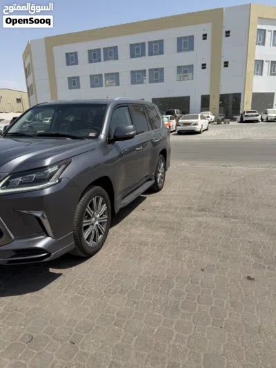Lexus LX LX 570 2