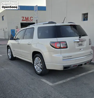 GMC Acadia Denali 3