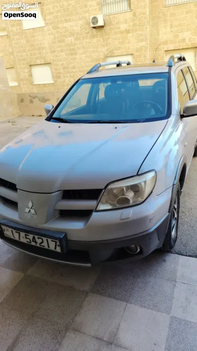 Mitsubishi Outlander Sport 2