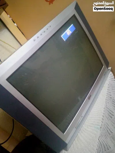 تلفزيون LG بحالة الوكاله للبيع بسعر مغري 29 بوصه بسعر 18 دينار نهايته أن شالله 3