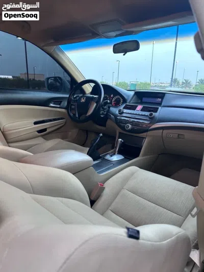 Honda Accord LX 2