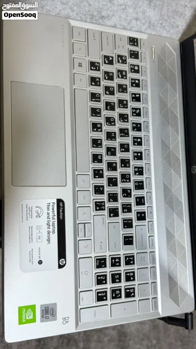 HP Pavilion 15-cs3075cl 4
