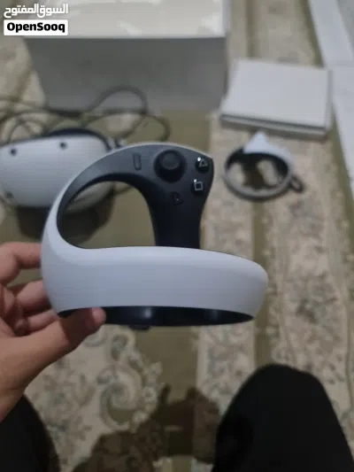 نظارة واقع افتراضي VR5 – شبه جديدة VR5 Virtual Reality – Like New................................ 4