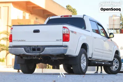 Toyota Tundra Base 4