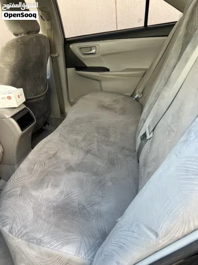 Toyota Camry LE 4