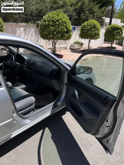 Honda Civic LXi 4