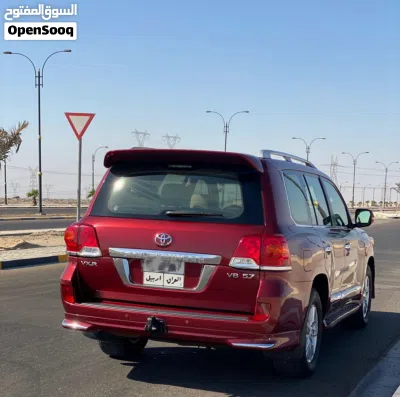 Toyota Land Cruiser VXR 3