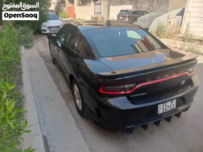 Dodge Charger SE 2