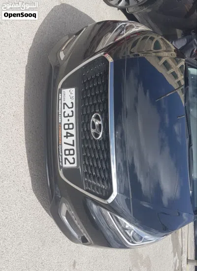 Hyundai Sonata SE 2