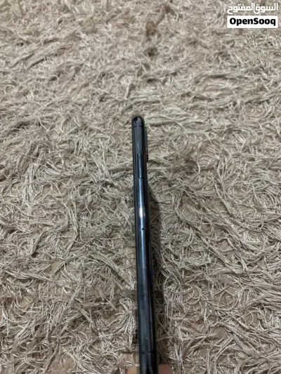 ايفون xs 64 4
