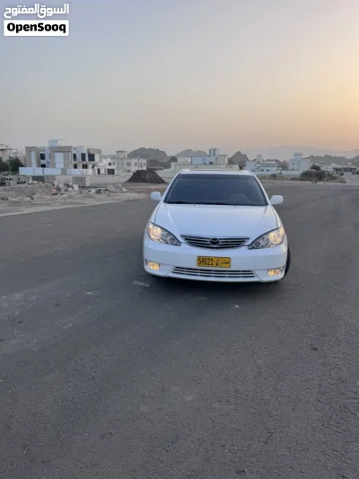 Toyota Camry SE 2