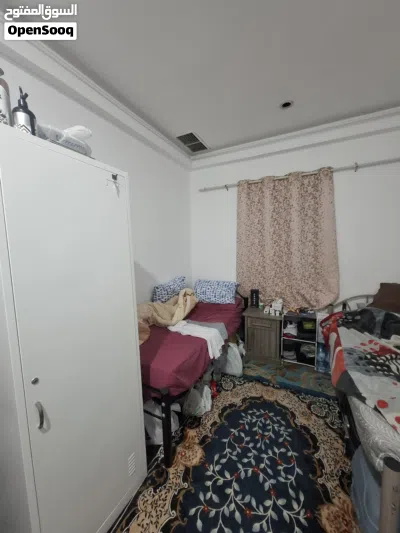 مطلوب مشاركه سكن لشخصين غرفه ماستر داخل شقه كامله الاغراض بشرط غير مدخنين السالميه قطعه 2 3
