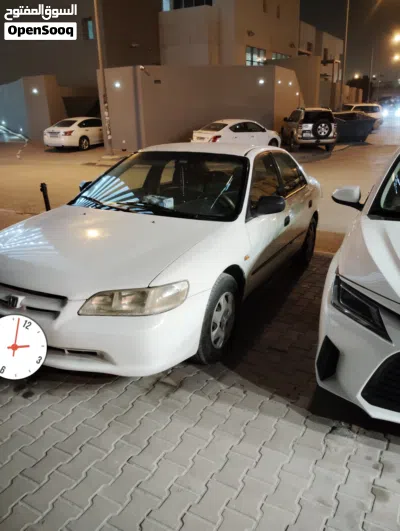 هوندا اكورد للبيع موديل 98 2