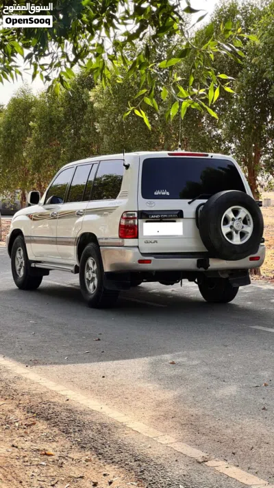 تويوتا لاند كروزر GXR 3