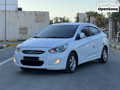 Hyundai Accent Standard 2