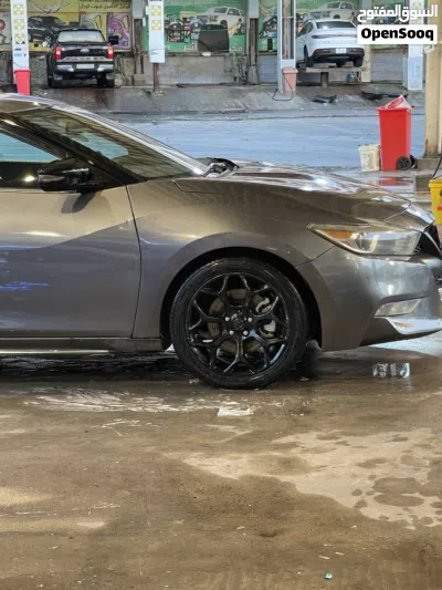 Nissan Maxima SV 3